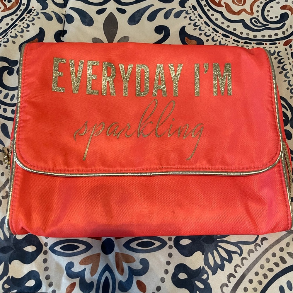 💄💄Coral Make Up Bag 💄💄